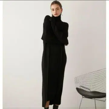 [ LA PEAU DE GEM ] 링킹 디자인 니트 원피스 블랙