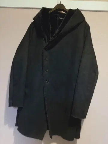 정가 약 3만 엔 정도 NO ID 보아 안감 후드 코트