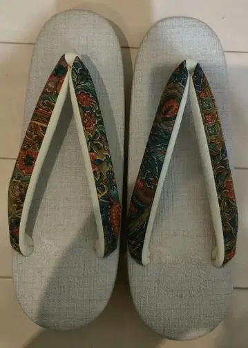 카렌 로쏘 카페 조리 히시야 긴세이 M 사이즈 미사용 새상품