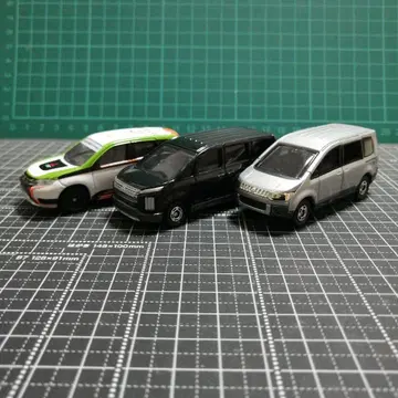 토미카 미쓰비시 델리카 D:5 아웃랜더 토이저러스 단종