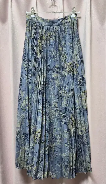 CLANE FLOWING FLOWER SKIRT