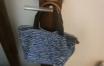 스누피! 스트라이프 나일론 토트백