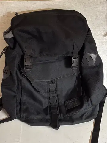 BURTON 버튼 백팩 럭색 블랙