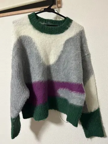 뉴앙스 모티브 자카드 니트 Ungrid