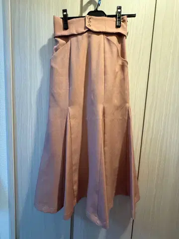 노엘라 플레어 스커트