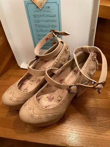 LIZ LISA 샌들 꽃무늬 M