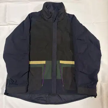 UNTRACE REVERSIBLE PADED WARM JACKET 1