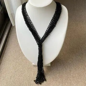 블랙 비즈 볼륨 롱 목걸이 주렁주렁