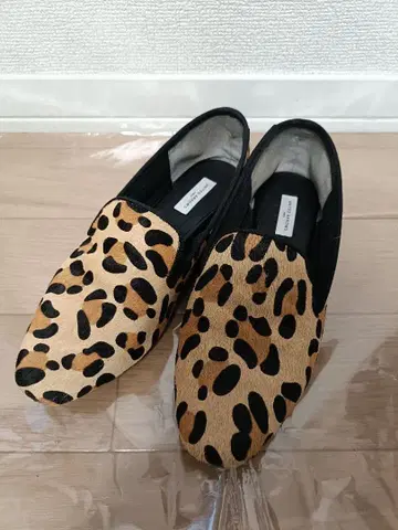 UNITED ARROWS 펌프스 23.5