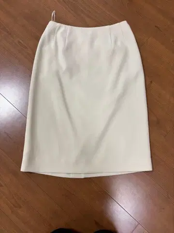 miss ashida 아이보리 타이트 스커트 9