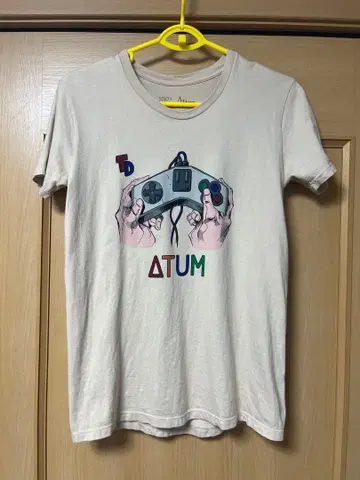 죠죠의 기묘한 모험 아툼신 T셔츠