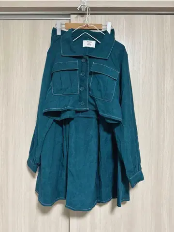 jouetie 배색 스티치 셋업 그린