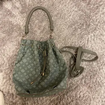 그레이 버킷 백 탈부착 가능 스트랩