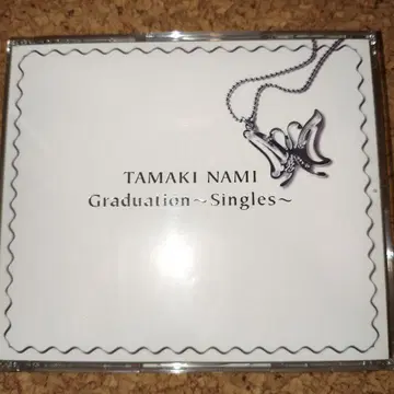 타마키 나루미 첫 베스트 앨범 최초 한정판