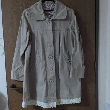 베이지 프론트 버튼 코트