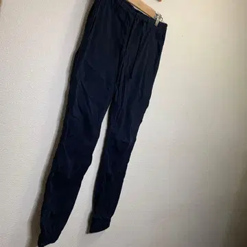 네이비 조거 팬츠 드로우 스트링 포함