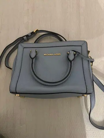 MICHAEL KORS 그레이 숄더백