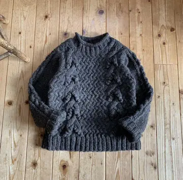 팰리시 큼직한 니트 스웨터