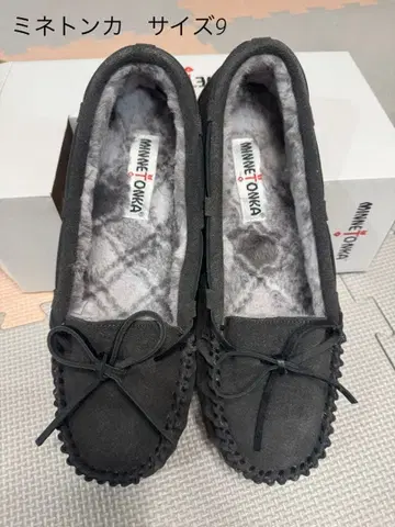 MINNETONKA 다크 그레이 모카신 사이즈 9