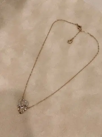 스와로브스키 하트형 크리스탈 목걸이