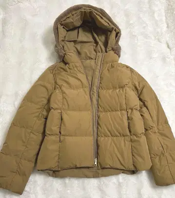 a.v.v 리버서블 다운 자켓 베이지 후드 탈부착 가능