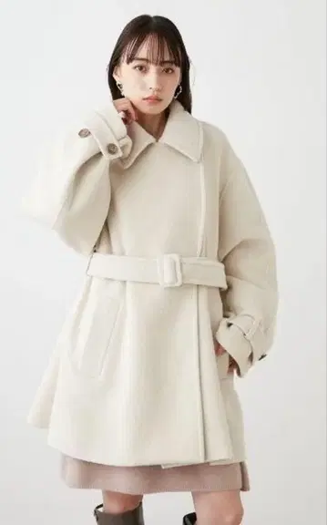 스나이델 벨트 포함 미들 기장 코트 IVR 1 사이즈