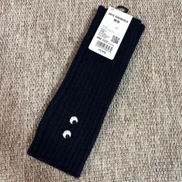 유니클로 ANYA HINDMARCH 니트 암워머 네이비