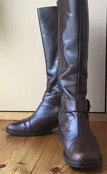 [천연 가죽제] 브라운 가죽 롱 부츠 사이드 지퍼 포함 일본제