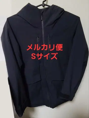 유니클로 하이브리드 다운 파카 (3D컷) 남성용 S 사이즈 블랙