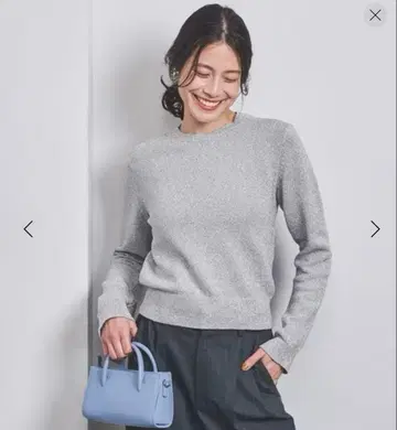 [택 포함 새상품] UNITED ARROWS 라메 크루넥 니트 실버