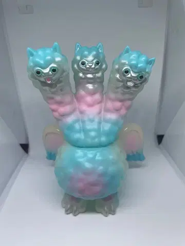 ART JUNKIE 삼두 괴수 킹 파카라 소프트 비닐 아트 정키