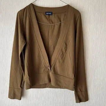 MACPHEE 상의 브라운