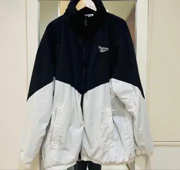 리복 나일론 보아 안감 자켓 블랙/화이트