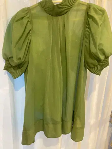 CELFORD 셀포드 백지퍼 시어 블라우스 그린