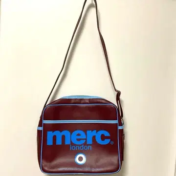 남녀 공용 merc london 크림슨 컬러 숄더백