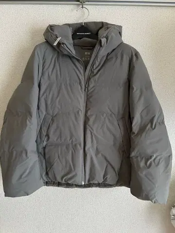 유니클로 심리스 다운 후드티 그레이 L 사이즈 여성용