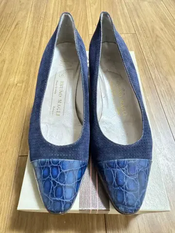 BRUNO MAGLI 블루스 에이드 하이힐 35.5