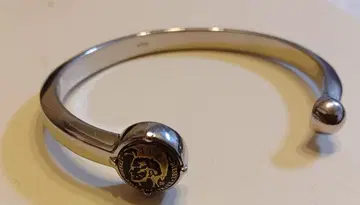 실버 오픈 뱅글 코인 모티브