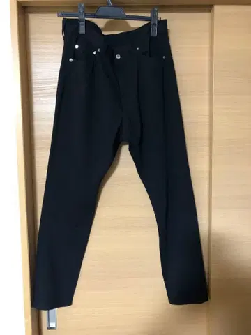 BEAUTY & YOUTH 블랙 팬츠 남성용