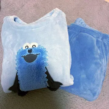 GU 퍼펫 스 마쉬멜로우 필 라운지 세트 XL