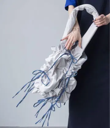 배색 드로스트 리본 토트백