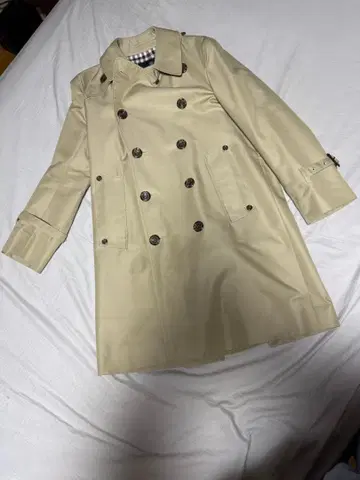 아쿠아 스큐텀 Aquascutum