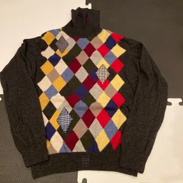 BOB 다이아몬드 패턴 스웨터 사이즈 1001