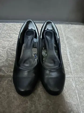 CA 블랙 펌프스 24cm