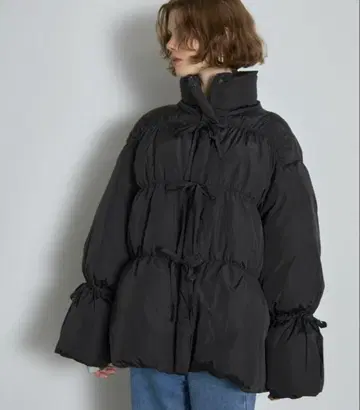 THE YOn 리본 악센트 볼륨 퍼프 자켓