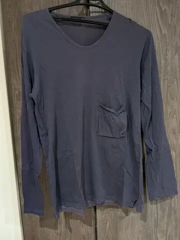 래드뮤지션 긴팔 티셔츠