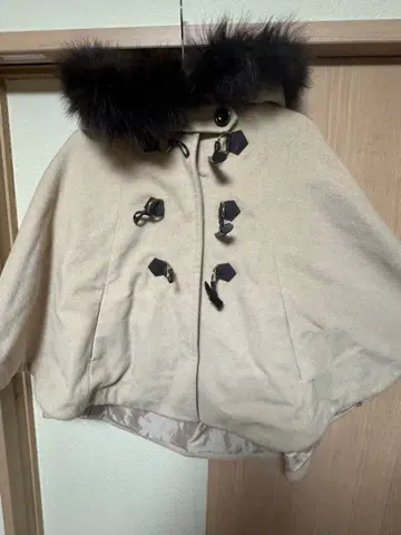 레스 빠세 LAISSE PASSE 망토 케이프 코트 더플 코트