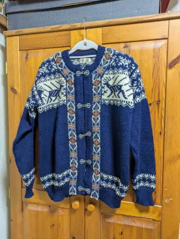 Bayard Zermatt 노르딕 무늬 빈티지 메탈 후크 가디건