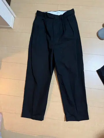 스티븐 앨런 브러쉬드 코튼 아웃 원플리츠 슬랙스