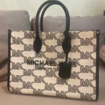MICHAEL KORS 로고 토트백